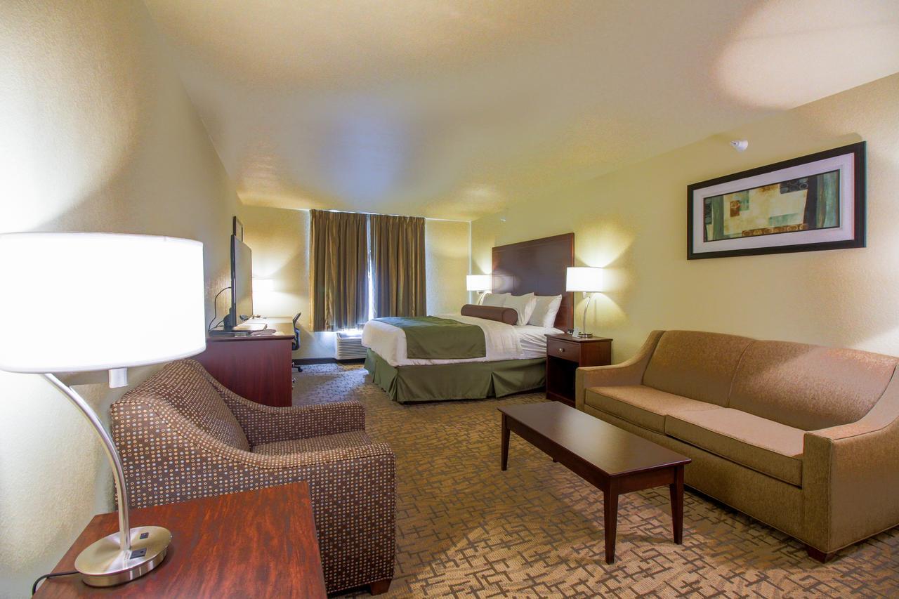 Cobblestone Hotel&Suites - Devils Lake Extérieur photo